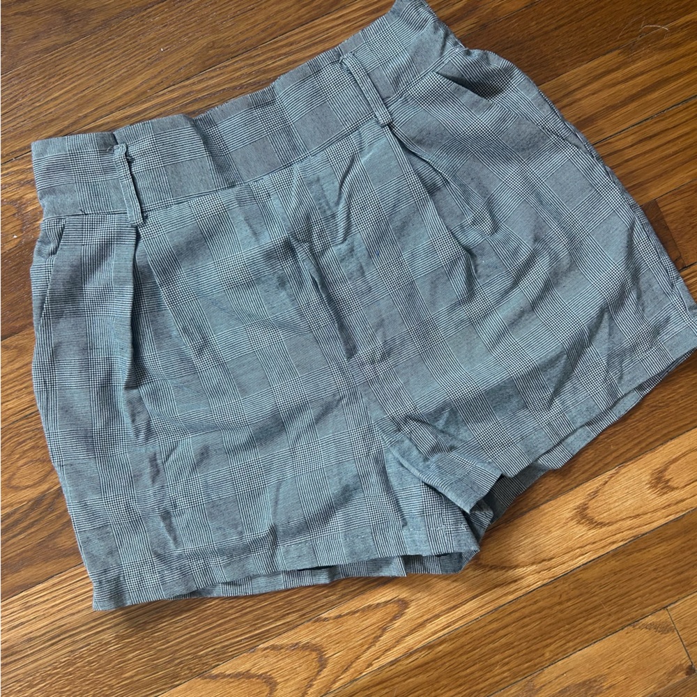 Forever 21 Gray Patterned Shorts School Uniform Preppy Academia Aesthetic